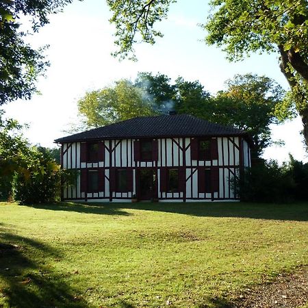 Bed and Breakfast L'Airial De Nahouns Sabres Exterior foto