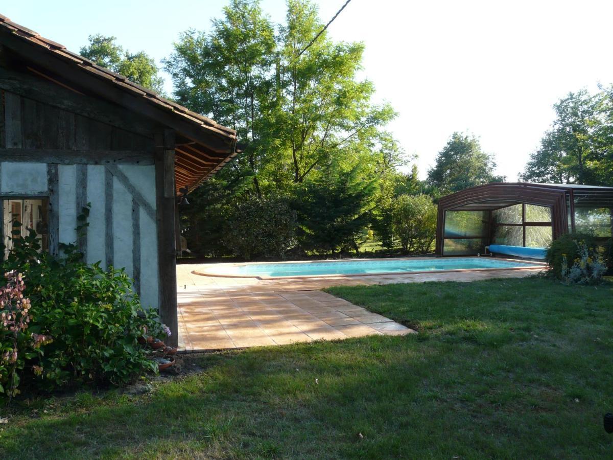 Bed and Breakfast L'Airial De Nahouns Sabres Exterior foto